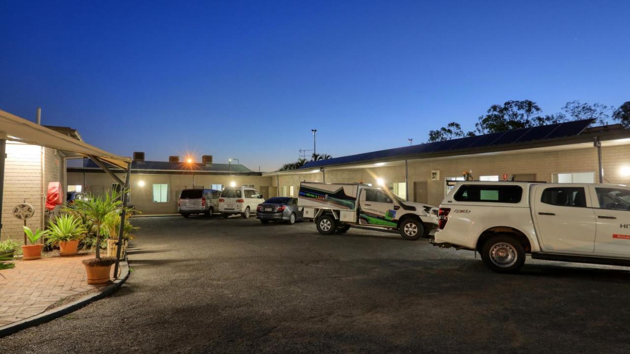 Motel 707 Emerald Zewnętrze zdjęcie
